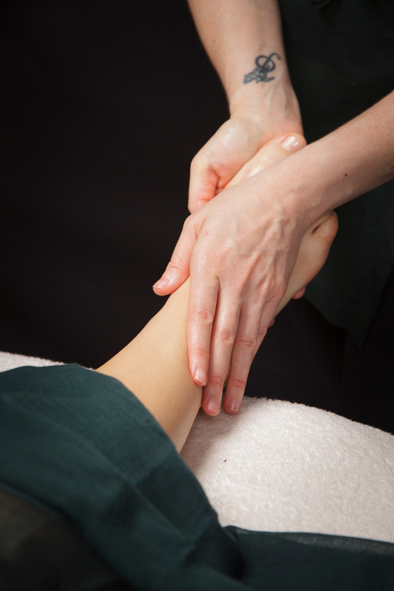 Massage détente des pieds Réfléxologie douce